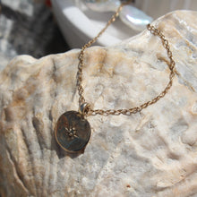 Load image into Gallery viewer, Compass Necklace