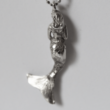 Load image into Gallery viewer, detailed silver mermaid pendant necklace