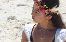 Load image into Gallery viewer, Mermaid Necklace