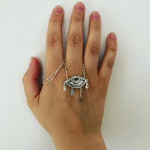 Load image into Gallery viewer, Tarot Eye Necklace